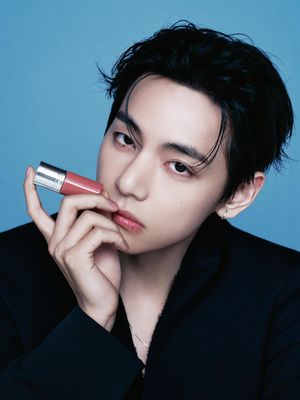 Image post by @ellemenhk on Instagram
