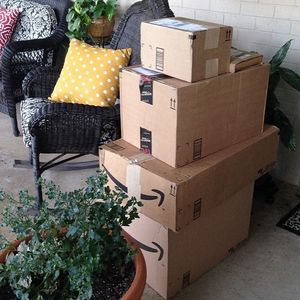 Image post by @amazon on Instagram