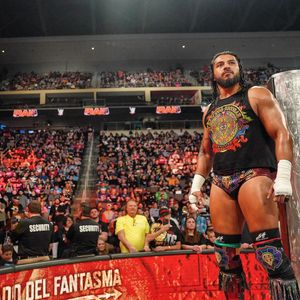 Image post by @escobarwwe on Instagram