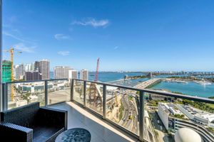 Image post by @ventasyrentasmiami on Instagram