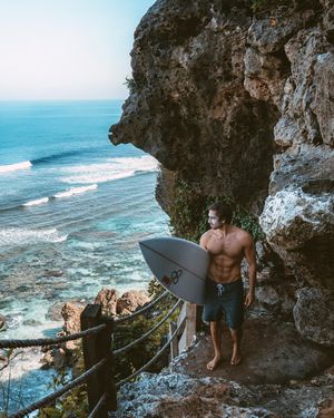 Image post by @taylanalpan on Instagram