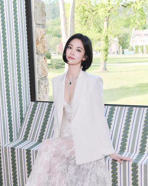 Image post by @elletaiwan on Instagram