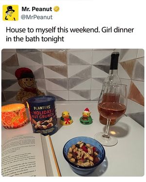 Image post by @mrpeanut on Facebook