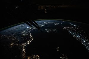 Image post by @iss on Instagram