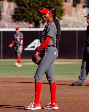 Image post by @ncstatesoftball on Instagram