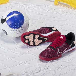 Image post by @soccerdotcom on Instagram