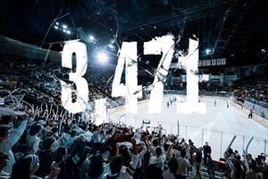 Image post by @umasshockey on Instagram