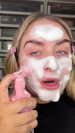 Video post by @beckymorganmakeup on TikTok