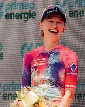 Image post by @wmncycling on Instagram