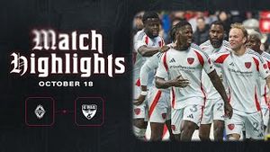 Video post by @fcdallas on YouTube