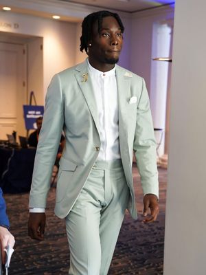 Image post by @theseniorbowl on Instagram