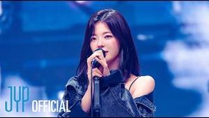 Video post by @itzy on YouTube