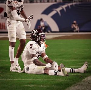 Image post by @kayyydeenn on Twitter