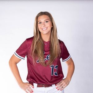 Image post by @leeusoftball on Instagram
