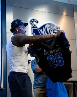 Image post by @memphisfootball on Instagram