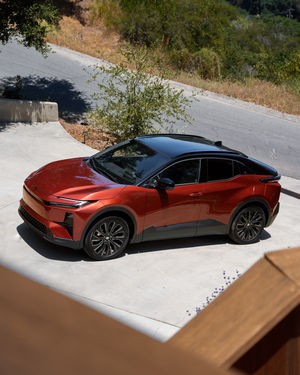 Image post by @toyotalatino on Instagram