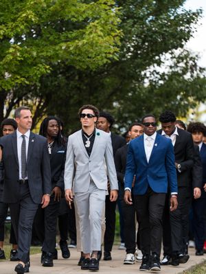 Image post by @niuhuskies on Instagram