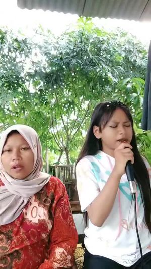 Video post by @da7april on TikTok