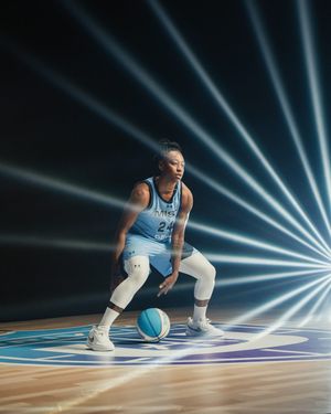 Image post by @jewellloyd on Instagram