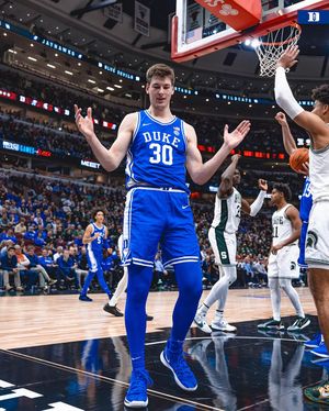 Image post by @dukembb on Instagram