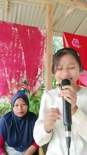 Video post by @da7april on TikTok