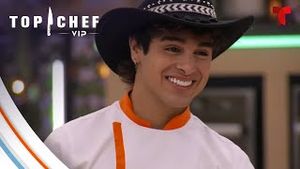 Video post by @telemundo on YouTube