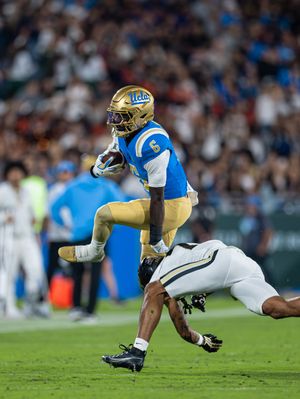Image post by @uclafootball on Instagram