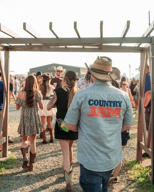 Image post by @countryjamusa on Instagram