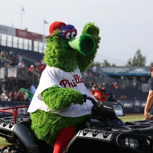 Image post by @fightins on Instagram