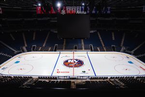 Image post by @nyislanders on Instagram