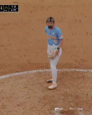 Image post by @softball_america on Instagram