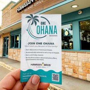 Image post by @hawaiianbros on Instagram