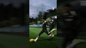 Video post by @Chelsea Football Club on YouTube