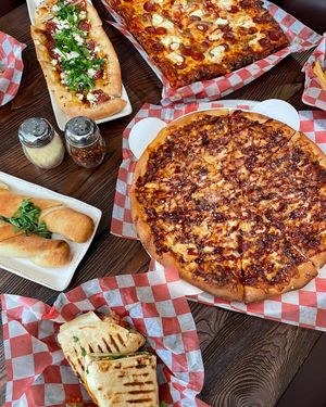 Image post by @nicholenaspizza on Instagram