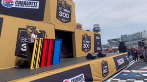 Video post by @bradperezracing on Twitter