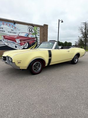 Video post by @barrettjacksontv on TikTok