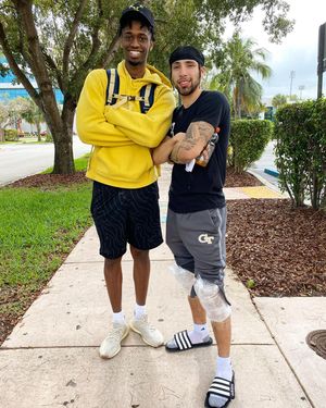 Image post by @shayzdayz on Instagram