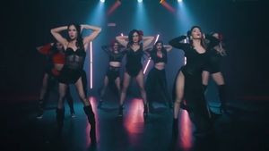 Video post by @nicollethinks on Instagram
