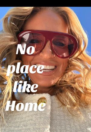 Video post by @shop.with.caroline on TikTok