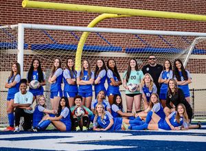 Image post by @ilhsgirlssoccer on Instagram