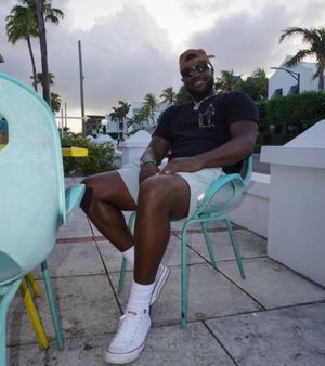 Image post by @datdudebp on Instagram