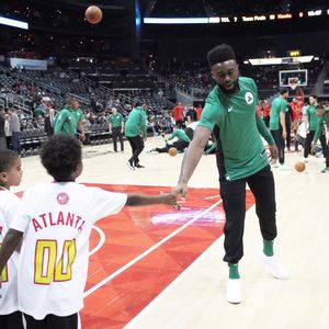 Image post by @fchwpo on Instagram