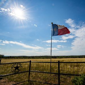 Image post by @txextension on Instagram