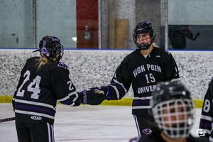 Image post by @hpuwomenshockey on Instagram