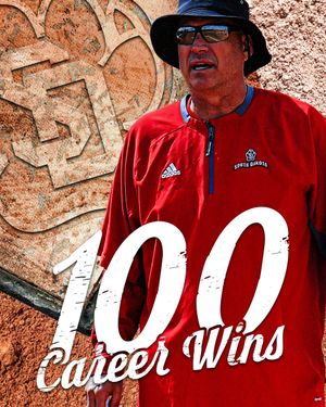 Image post by @SDCoyotesSB on Twitter