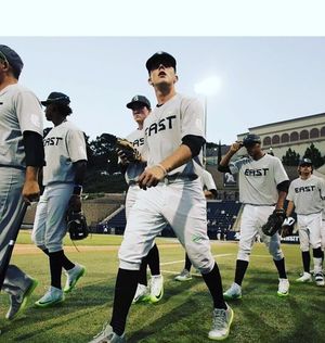 Image post by @dl_hall03 on Instagram
