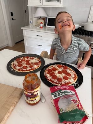 Image post by @stewleonards on Instagram