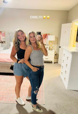 Video post by @mackenzierearden on TikTok