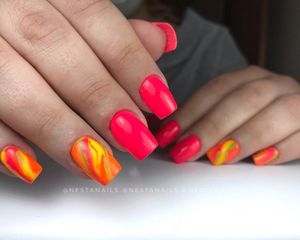Image post by @nestanails on Instagram