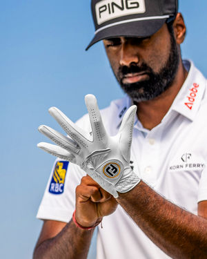 Image post by @footjoy on Instagram